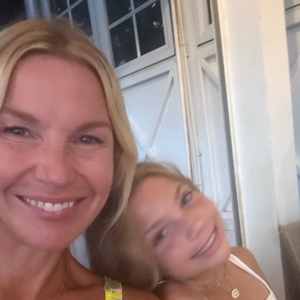 Meet your Posher, Kelly